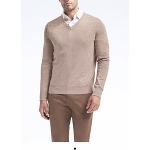 Men’s Banana Republic luxury brand sweater